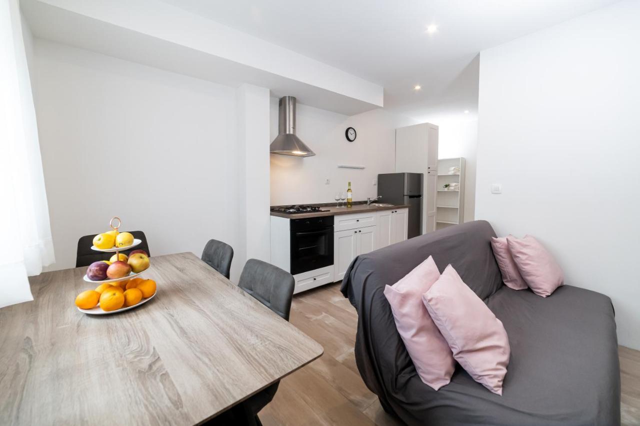Apartment Odiseja ザダル エクステリア 写真